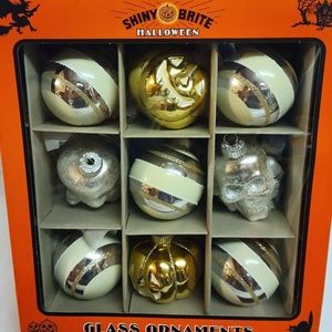 Radko Halloween Shiny Glass Ornament 9ct Skull